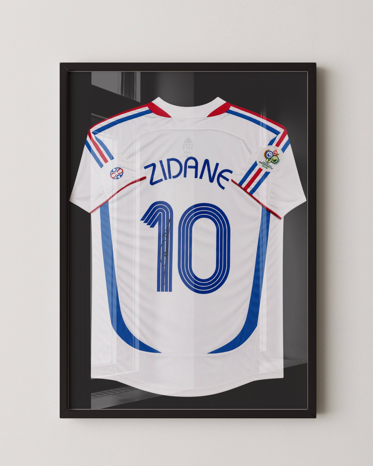 ZINEDINE ZIDANE - SIGNED FRANCE WORLD CUP 2006 WHITE JERSEY