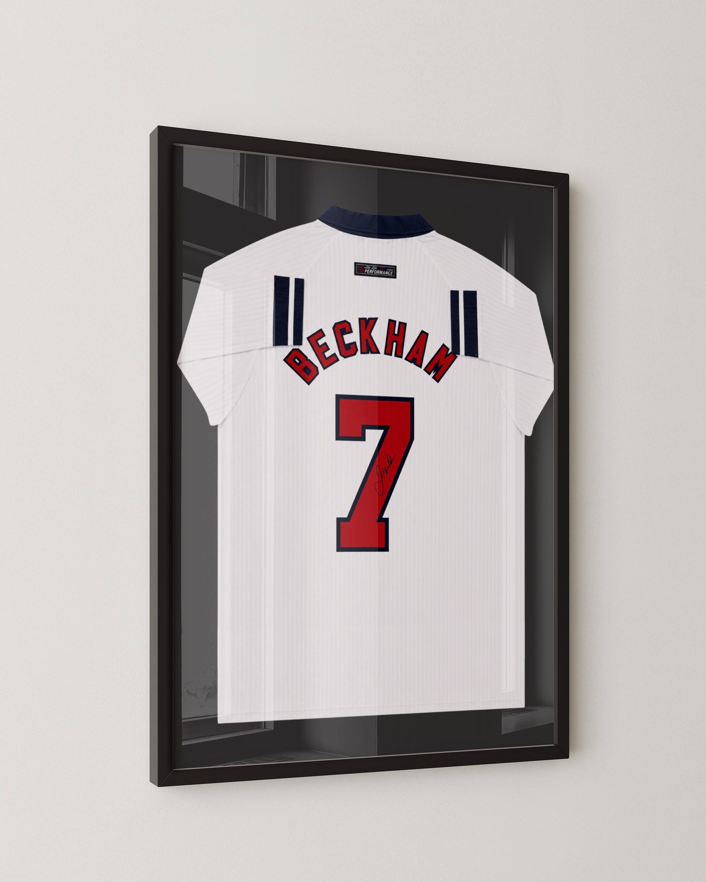 DAVID BECKHAM - SIGNED ENGLAND WORLD CUP 1998 JERSEY