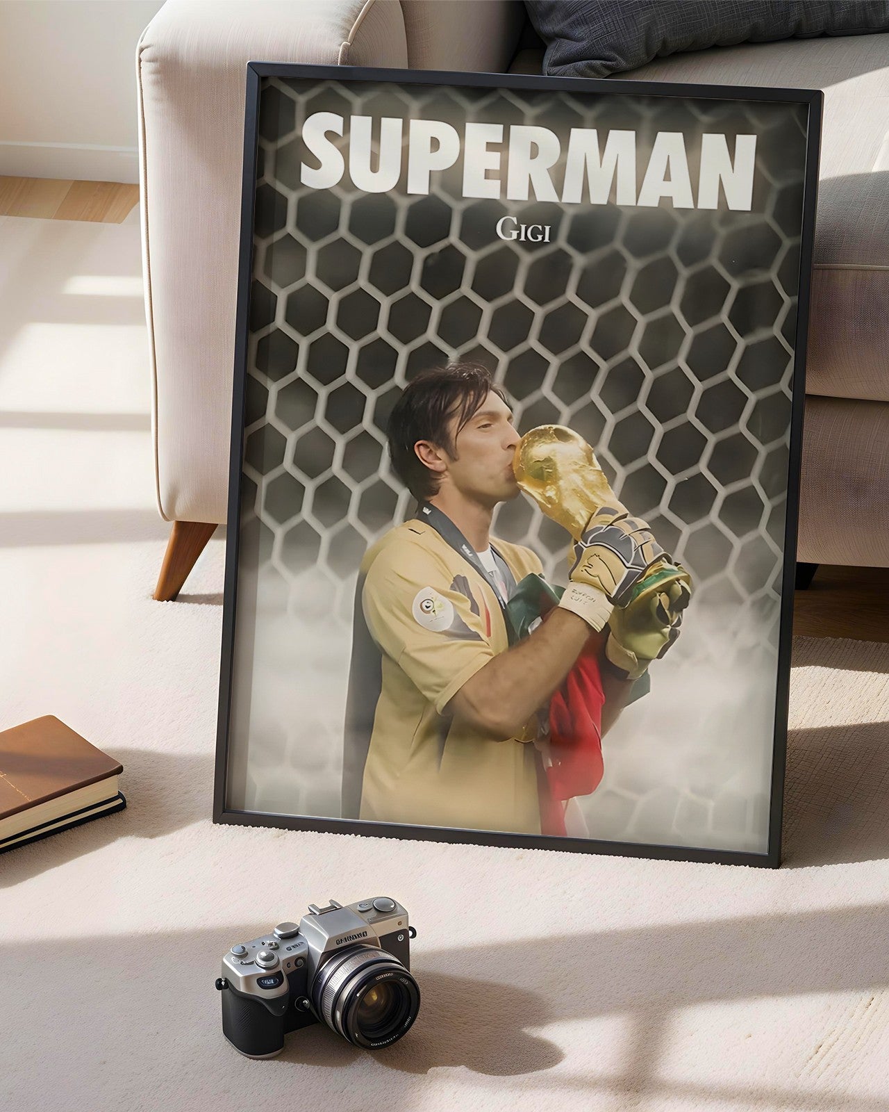 GIGI BUFFON - SUPERMAN