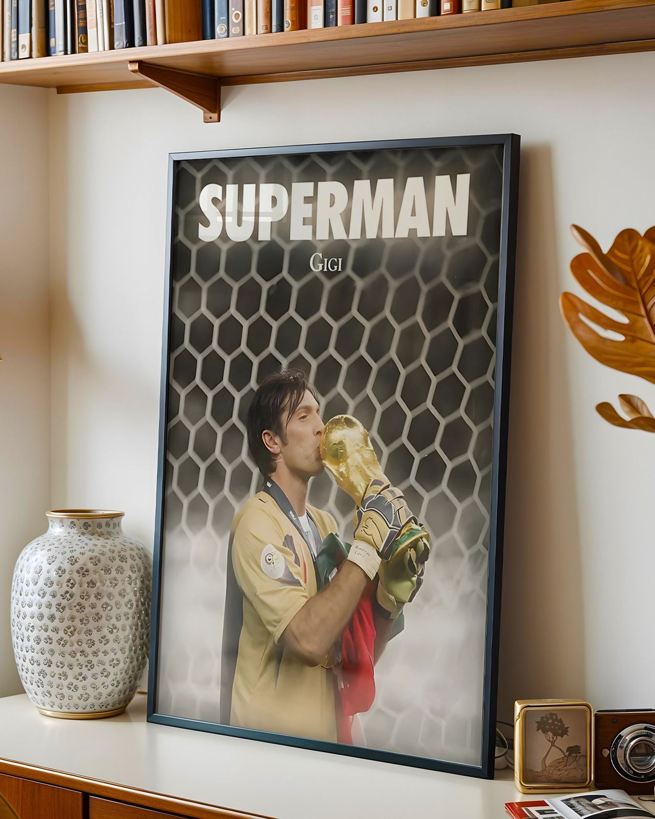 GIGI BUFFON - SUPERMAN